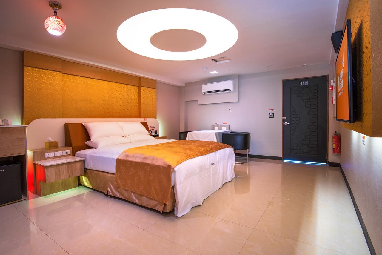 M Garden Business Hotel Tainan Dış mekan fotoğraf